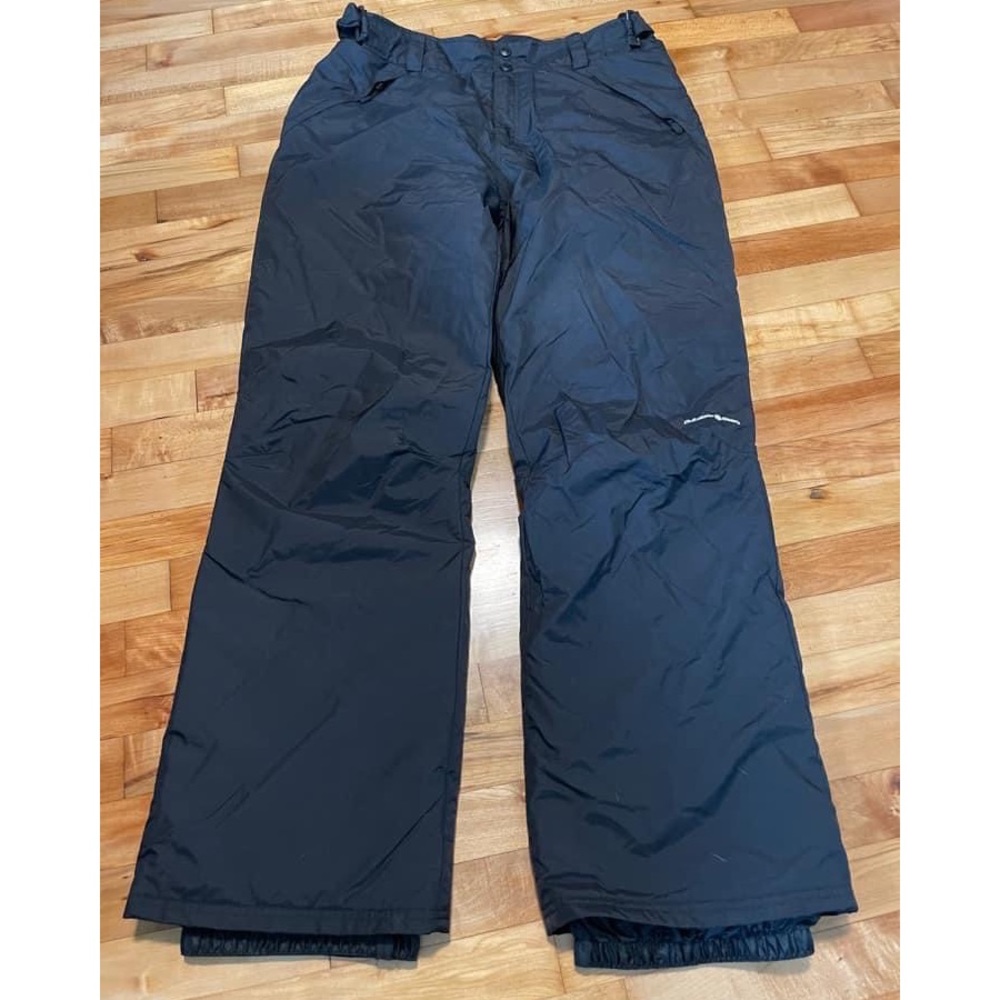 Outdoor Wear snow ski pants sz XL. Adjustable sides. Black. Worn once.